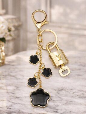Authentic Louis Vuitton Lock & Key Gold ✨Unbranded Flower Keychain Bag Charm LV